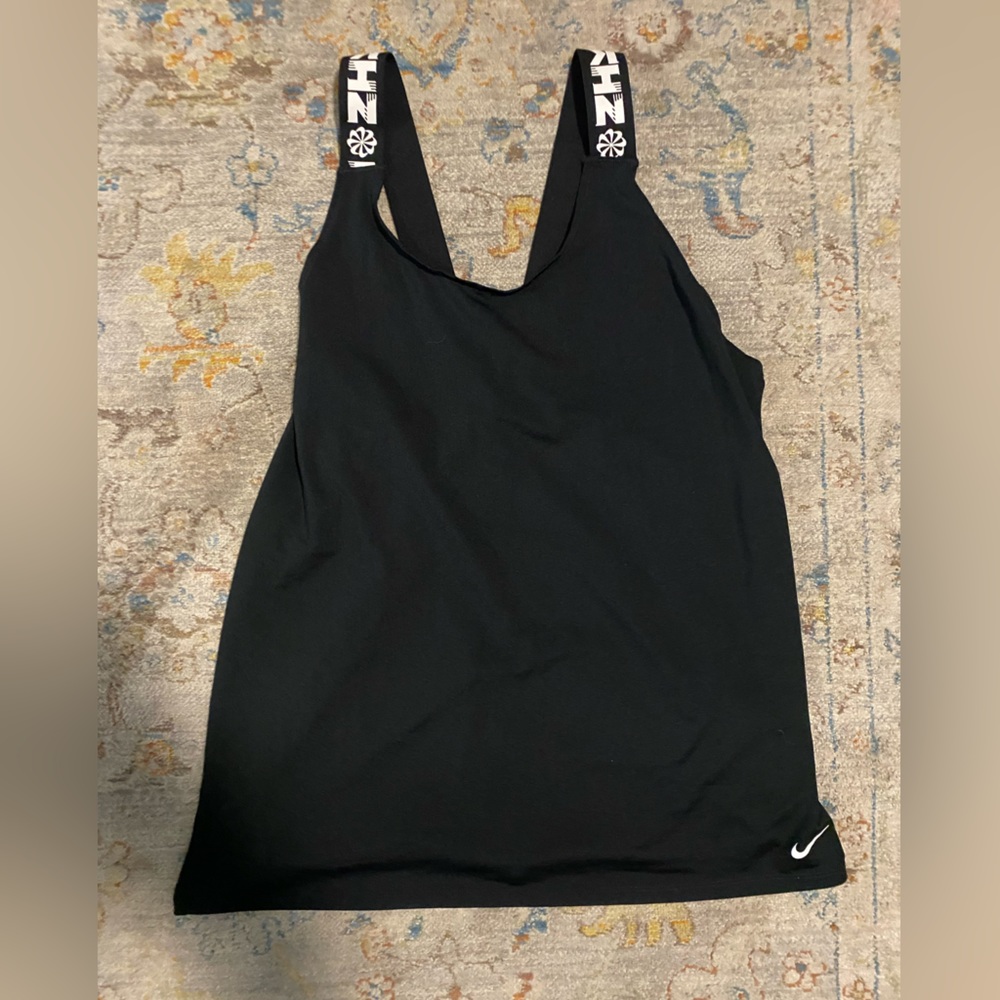 NIKE TRAIN TANK